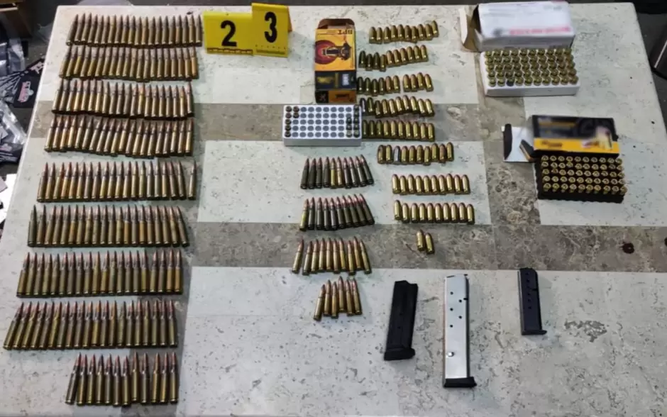 FGR catea inmueble en Tijuana y asegura armamento