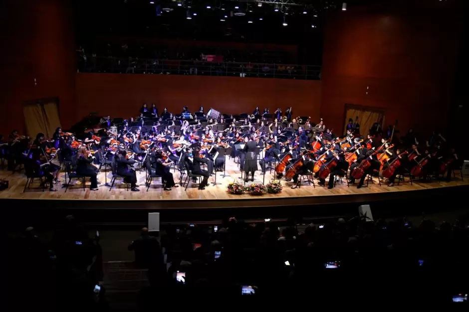 Conmemoran Da Internacional con concierto "La Rosa de Mexicali"