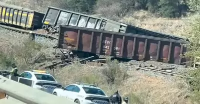 Descarrilan vagones del tren en Nogales