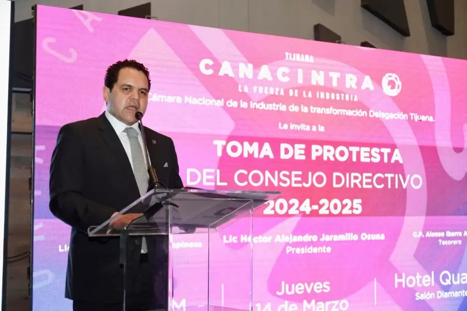 Toma protesta Alejandro Jaramillo como presidente de Canacintra Tijuana