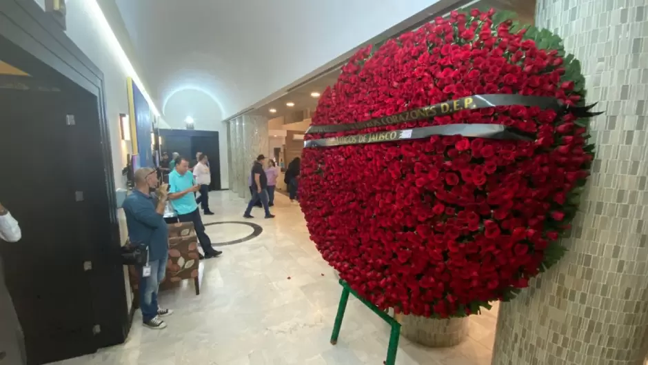 Arreglo floral dedicado a "La Gilbertona"