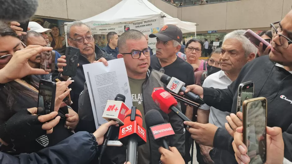 Se manifiestan una vez m�s polic�as comerciales