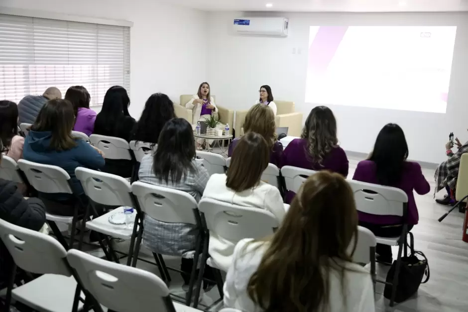 Apuestan por el liderazgo en igualdad durante foro "Inspirando el cambio"