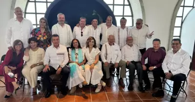 Marina del Pilar y Andrs Manuel Lpez Obrador