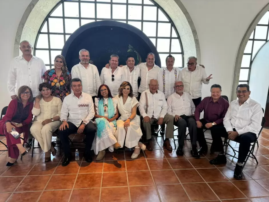 Reconocen Gobernadora Marina del Pilar y Andrs Manuel Lpez Obrador legado de Benito Jurez