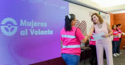 Invita gobernadora Marina del Pilar a bajacalifornianas a integrarse a "Mujeres 
