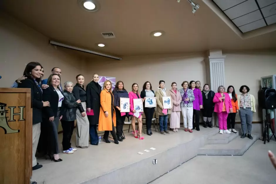 Impulsan reconocimiento a mujeres de grupos de atenci�n prioritaria