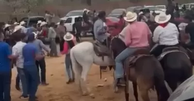 Carrera de caballos en Choix, Sinaloa