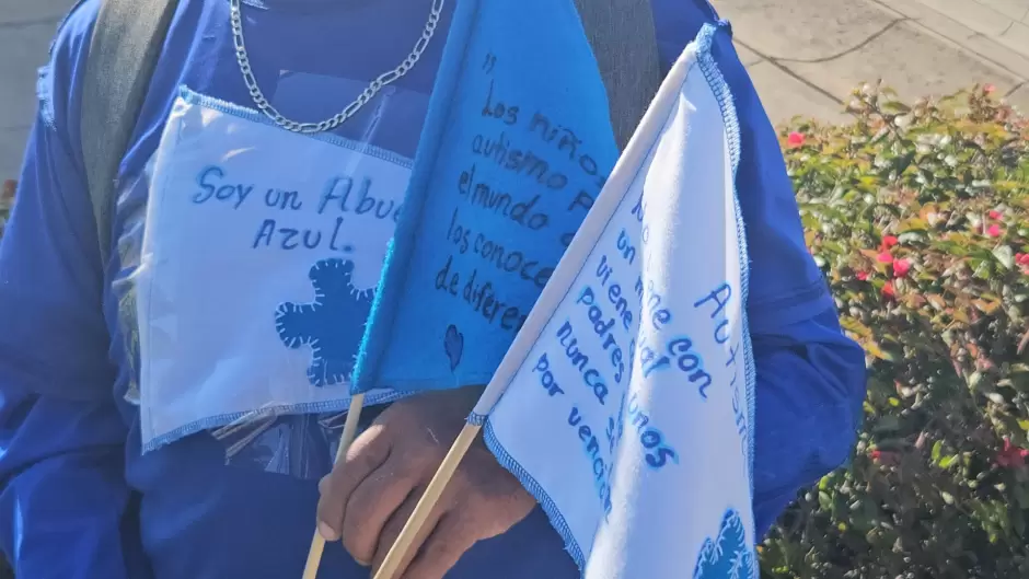 Se manifiestan en Tijuana para pedir que maestros y directivos se asesoren y sean inclusivos con ni�os en espectro autista