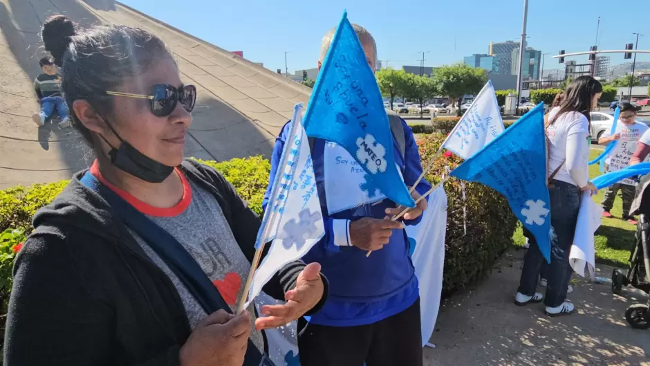 Se manifiestan en Tijuana para pedir que maestros y directivos se asesoren y sean inclusivos con ni�os en espectro autista