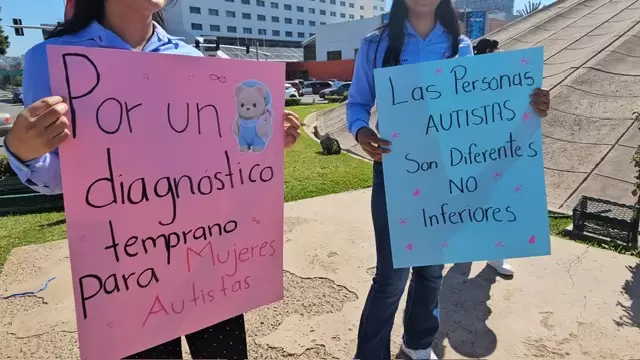 Se manifiestan en Tijuana para pedir que maestros y directivos se asesoren y sean inclusivos con ni�os en espectro autista