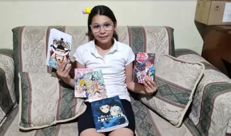 Isabella Rivera Lpez, de 10 aos, disfruta leyendo "mangas"