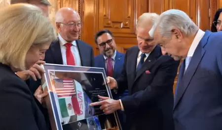 Lpez Obrador recibe a Bill Nelson y Pamela Melroy, titulares de la NASA