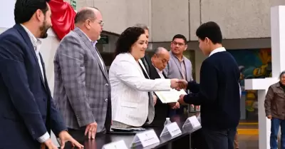 Ayuntamiento de Tijuana reconoci a ganadores del concurso "Infancia en la presi