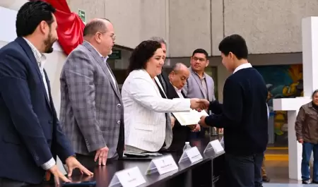 Ayuntamiento de Tijuana reconoci a ganadores del concurso "Infancia en la presi