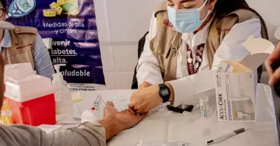 Rcomienda adoptar h�bitos saludables