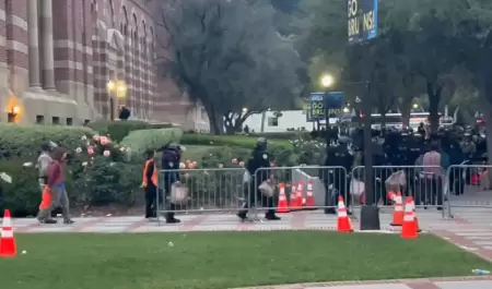 Manifestantes detenidos en la Universidad de California en Los Angeles