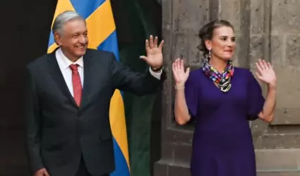 Andr�s Manuel L�pez Obrador rechaz� que se vaya a separar de su esposa, la docto