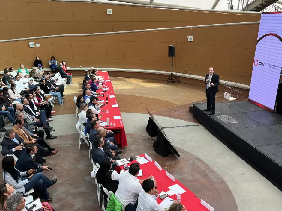 Primer foro de "Di�logos por la democracia"