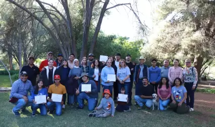 Participan estudiantes del Creson en taller sobre agricultura org�nica