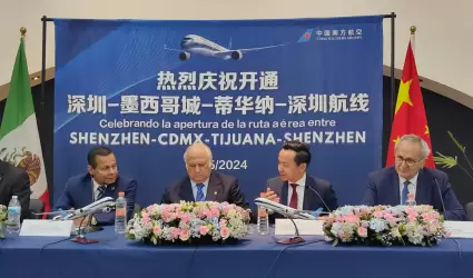 Llega primer vuelo directo de China a M�xico tras pandemia por Covid