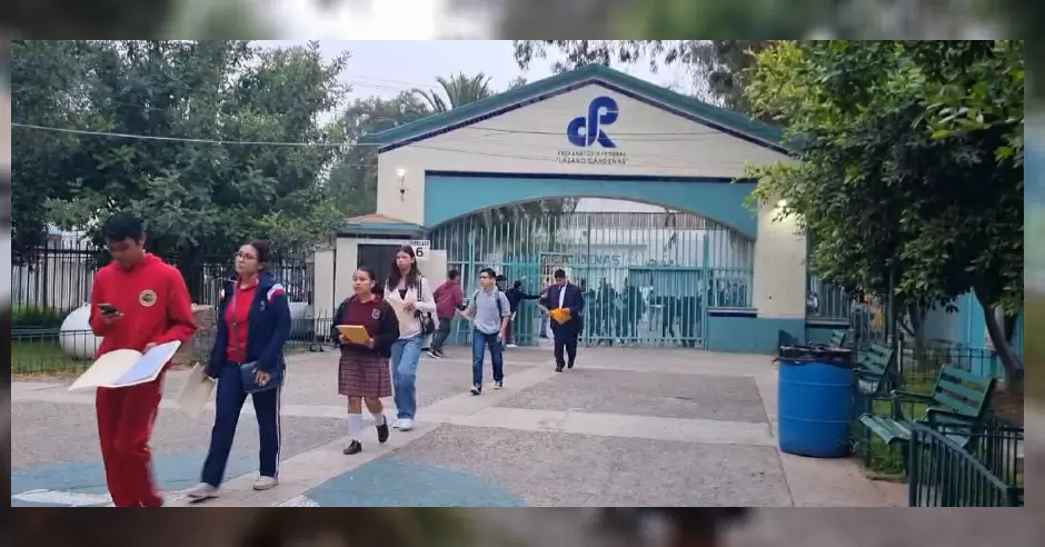 Inicia entrega de fichas para examen de admisi�n en Preparatoria Federal L�zaro C�rdenas
