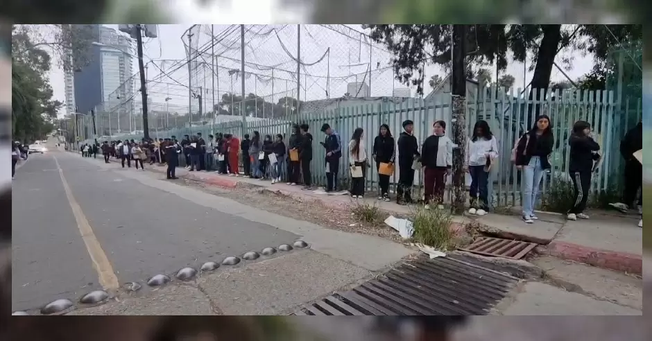 Inicia entrega de fichas para examen de admisi�n en Preparatoria Federal L�zaro C�rdenas