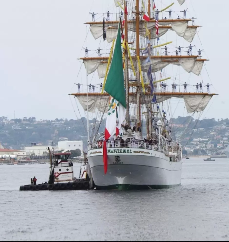 Arriba a San Diego el Buque Escuela Cuauht�moc de la armada de M�xico