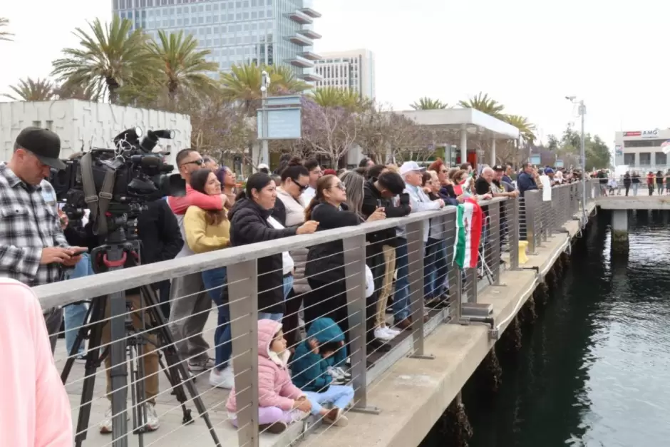 Arriba a San Diego el Buque Escuela Cuauht�moc de la armada de M�xico