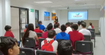 Alumnos de la Primaria Mar�a de Jes�s Gil Morales