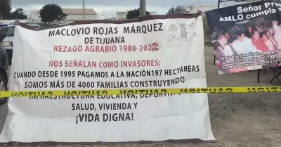 Bloqueo a Pemex Rosarito, hasta que salgan los primeros 400 t�tulos de propiedad