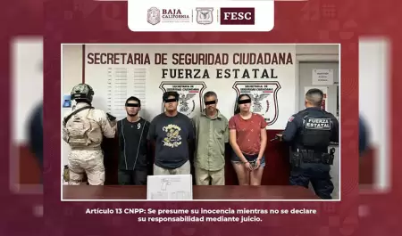 Fuerza Estatal y SEDENA detienen a tres hombres y una mujer, asegurando un arma