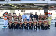 Naranjeros entrega uniformes a bomberos que participarn en torneo internacional de beisbol