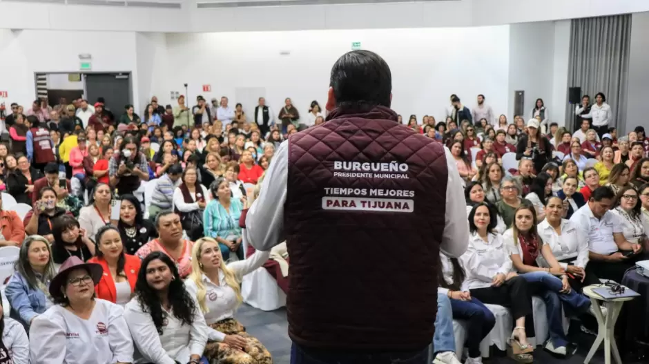 Ms de 600 mujeres transformadoras respaldan a Ismael Burgueo