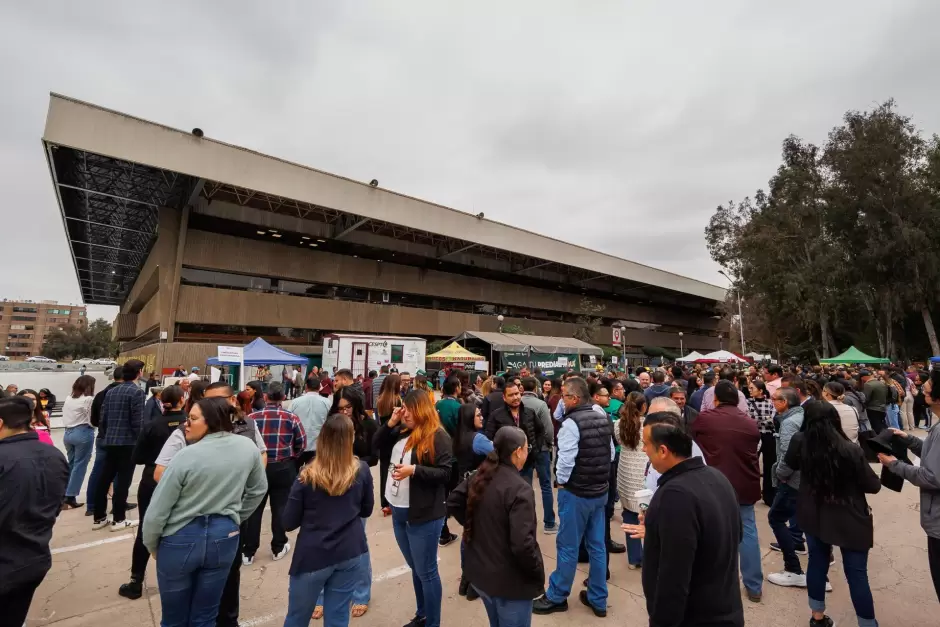 Ms de mil 200 personas participan en simulacro de sismo en Palacio Municipal