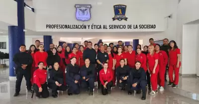 Estudiantes de criminolog�a se vuelven cadetes por un d�a en CENFOCAP