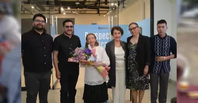 Inaugura CEART Ensenada exposici�n de la artista Esther Aldaco celebrando sus 10