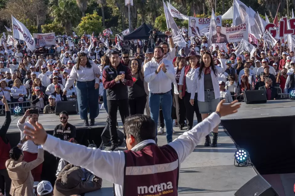 Encabeza Ismael Burgue�o multitudinario cierre de campa�a