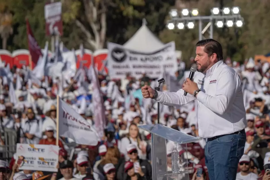 Encabeza Ismael Burgue�o multitudinario cierre de campa�a