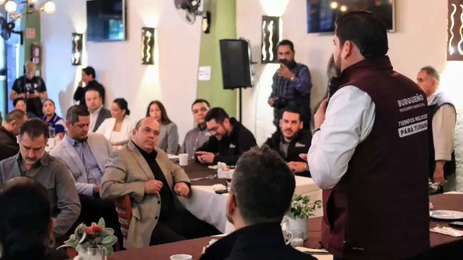 Con voluntad y transparencia traeremos tiempos mejores a Tijuana: Ismael Burgue�o