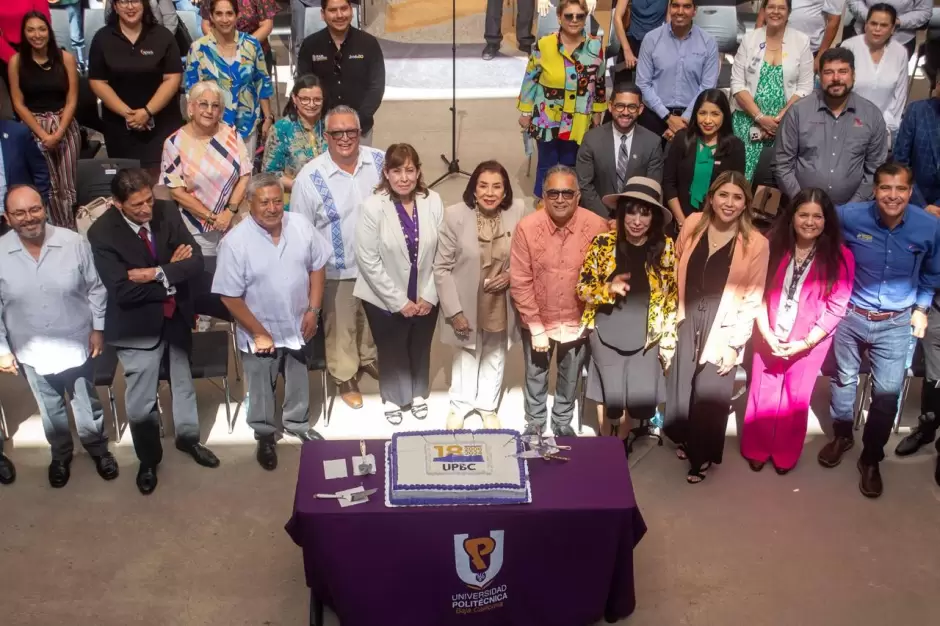 18 aniversario de la Universidad Polit�cnica de Baja California