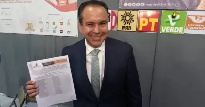 Antonio Astiazarn recibe constancia como alcalde electo de Hermosillo