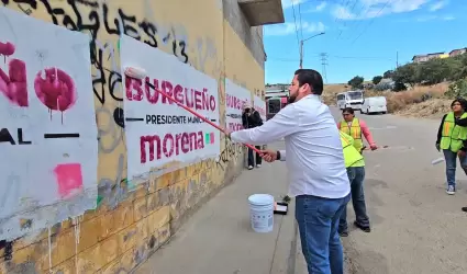 Ismael Burgue�o acude a colonia El Ni�o para iniciar el retiro de propaganda