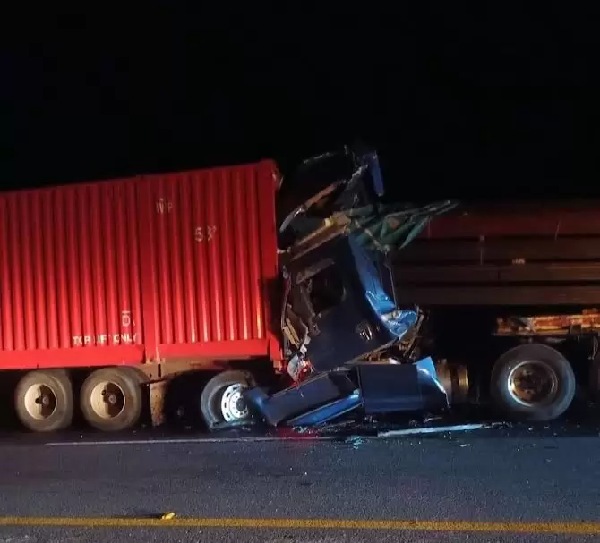 Accidente en la autopista Tijuana-Mexicali deja un conductor fallecido y provoca desvos de trnsito