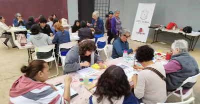 Talleres artesanales para mujeres