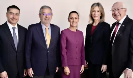 Claudia Sheinbaum se reuni� con la comitiva enviada por el presidente de Estados