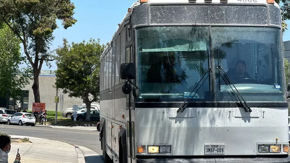 Patrulla Fronteriza contin�a liberando a migrantes en calles de San Diego
