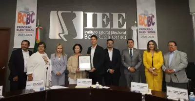 Entrega IEEBC constancias de mayor�a a planillas electas para los Ayuntamientos 