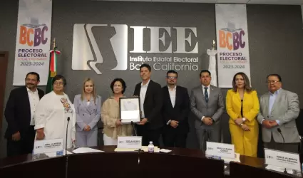 Entrega IEEBC constancias de mayor�a a planillas electas para los Ayuntamientos 