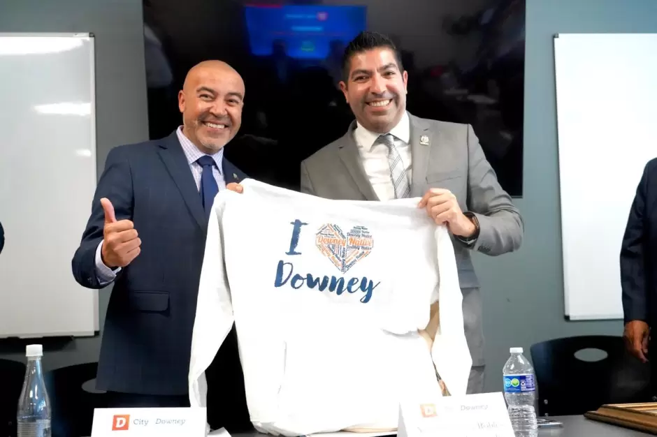 Agradece alcalde donativos de Downey, California a Ensenada